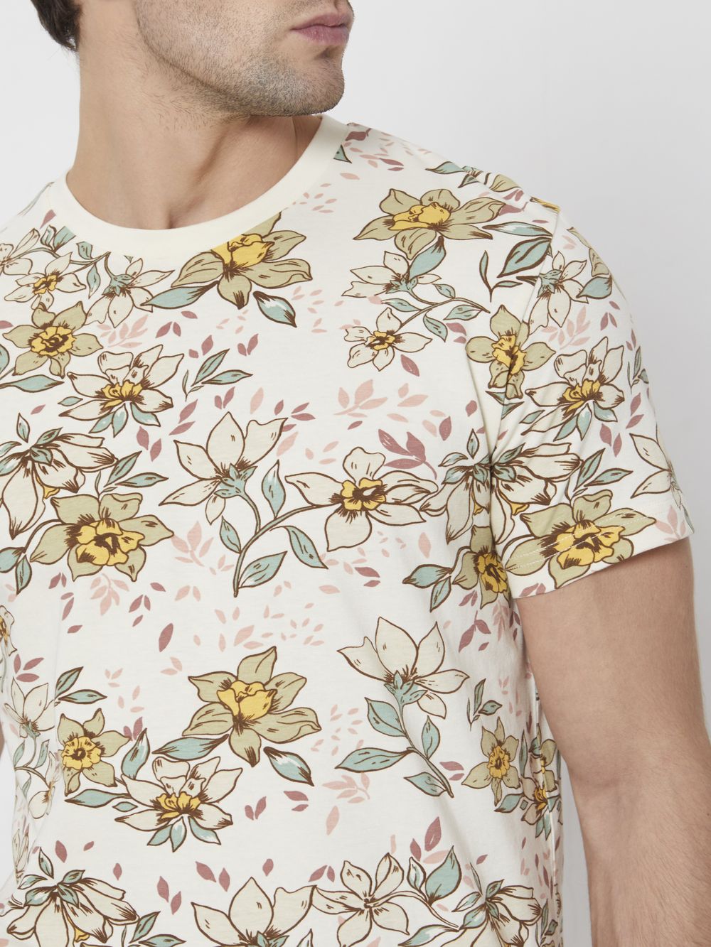 Beige Floral Print Slim Fit Casual T-Shirt