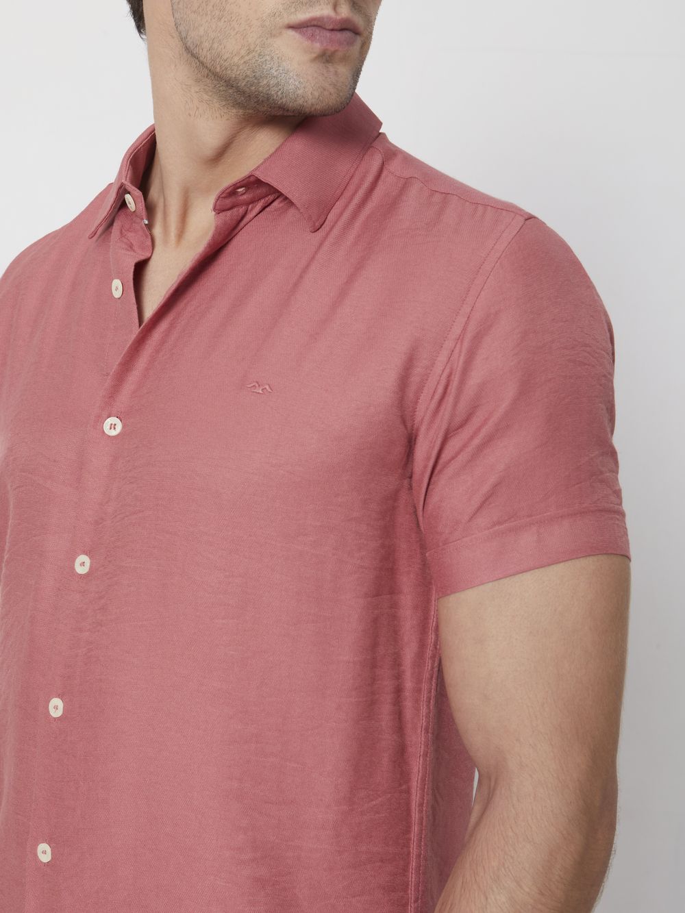 Pink Textured Plain Slim Fit Casual Shirt