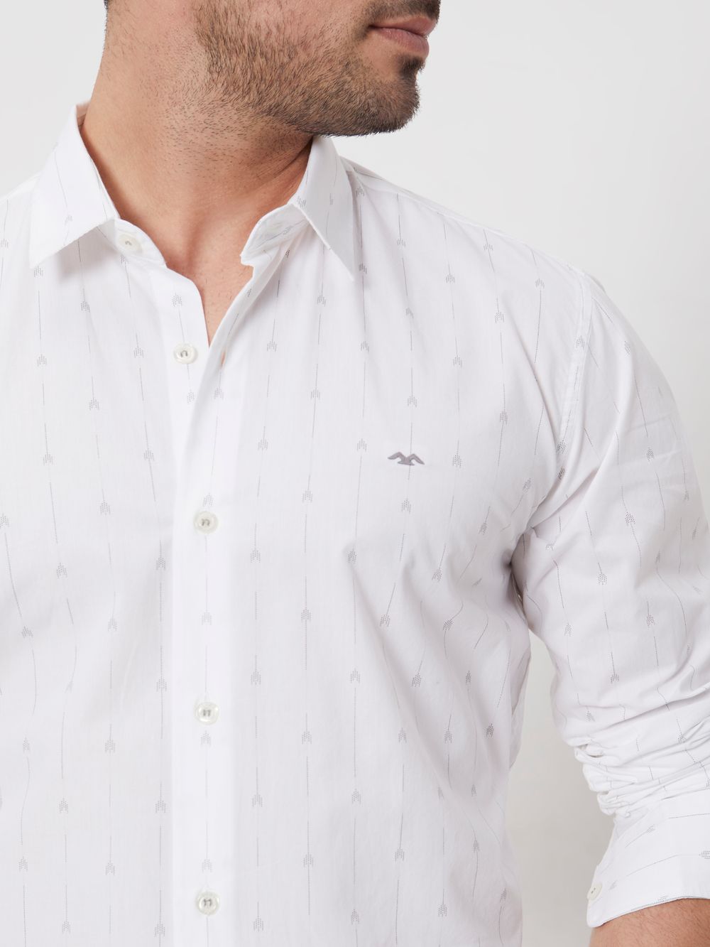 White Printed Stripe Slim Fit Casual Shirt
