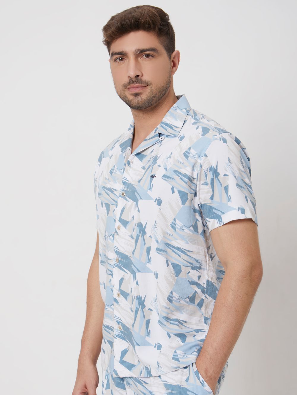 White Resort Print Relaxed Fit Casual Shirt