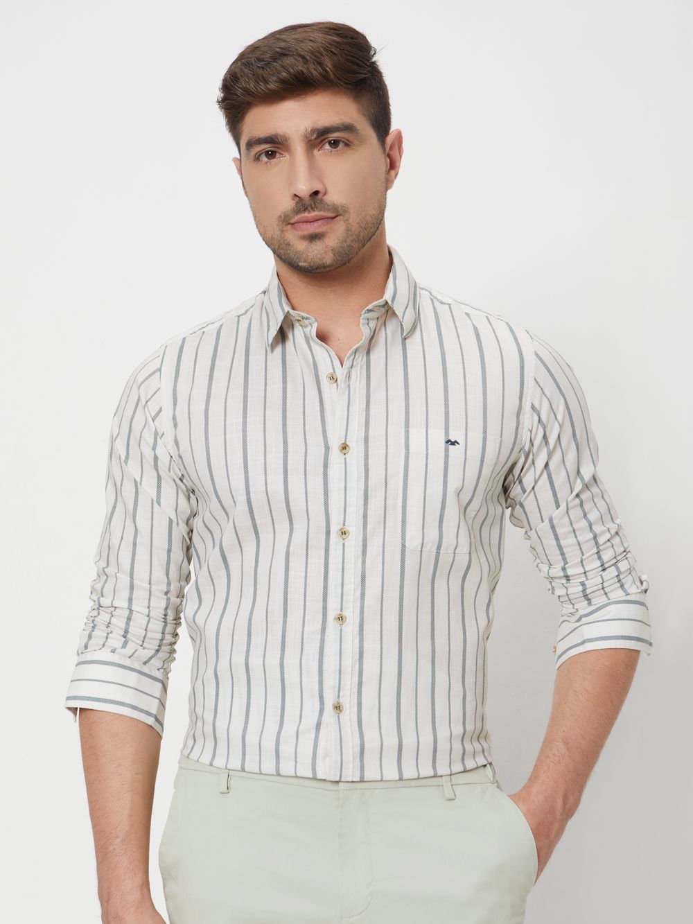 Off White Printed Stripe Slim Fit Casual Shirt