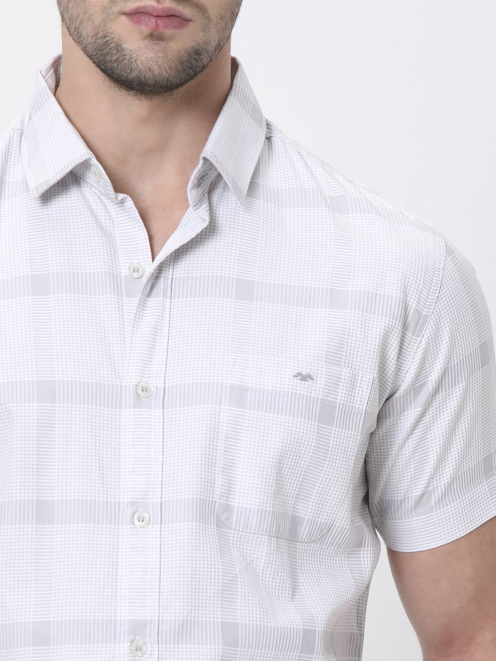 Light Grey Textured Check Slim Fit Casual Shirt