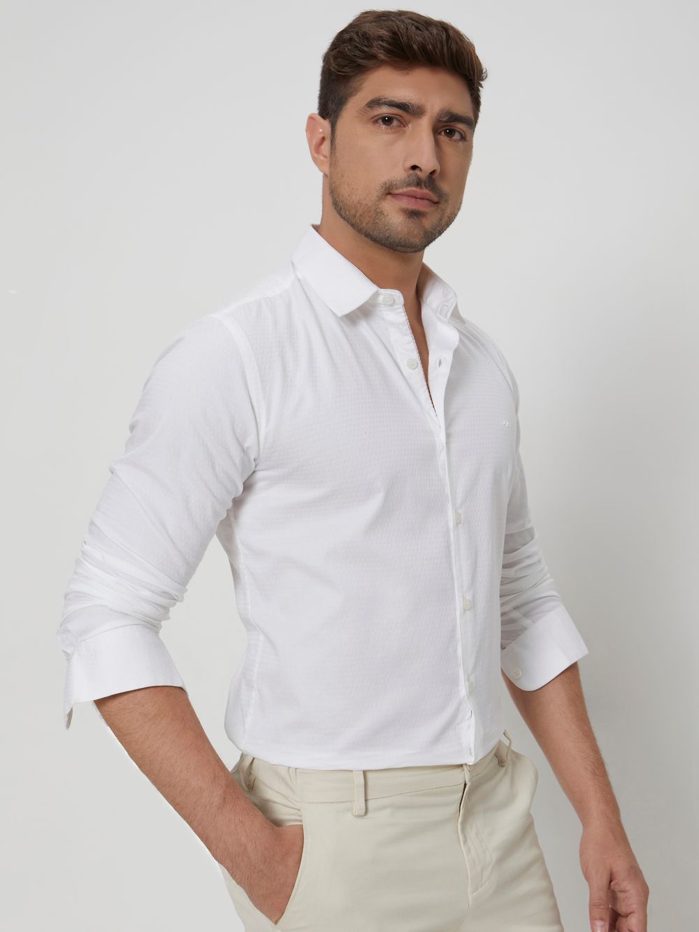 White Textured Plain Slim Fit Casual Shirt