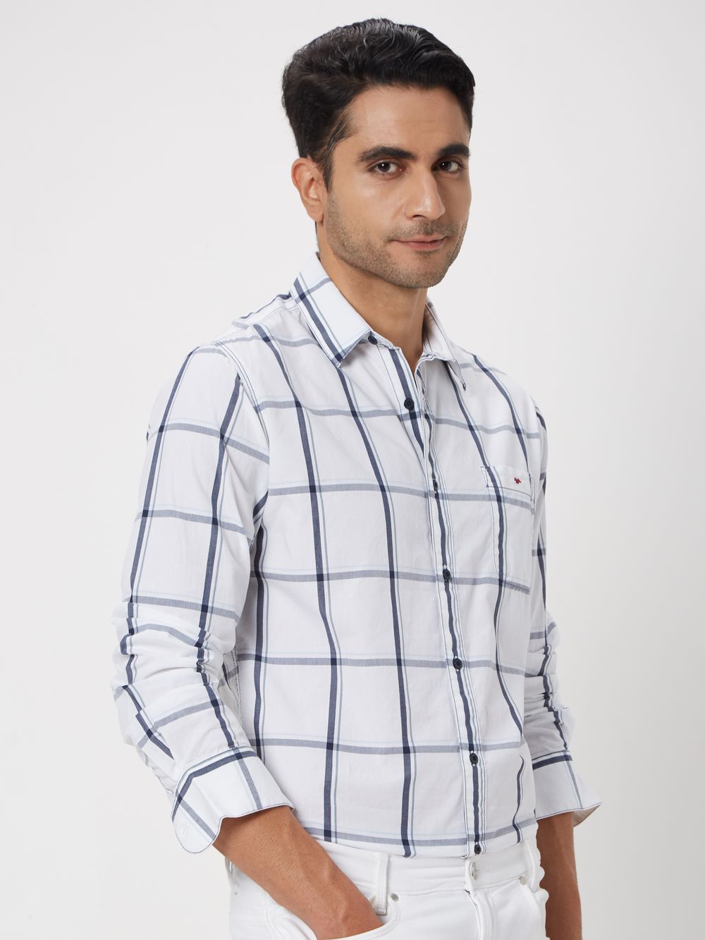 White & Black Large Check Slim Fit Casual Shirt