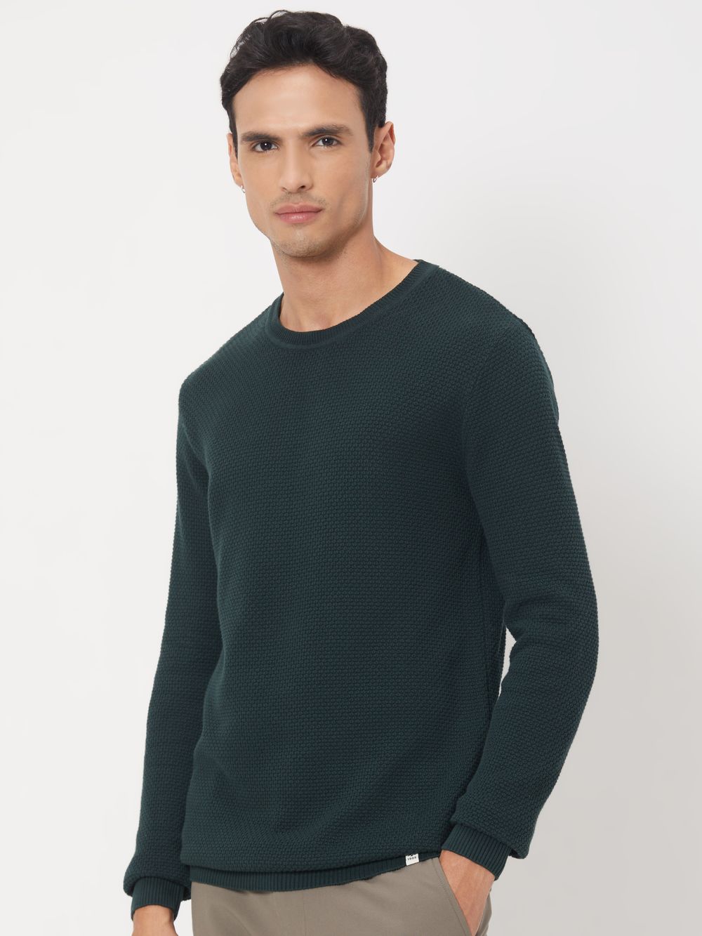 Green Textured Slim Fit Sweater