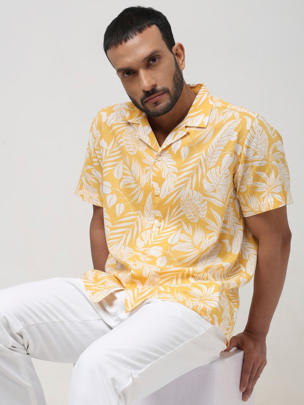 Yellow Leaf Print Slim Fit Casual Shirt