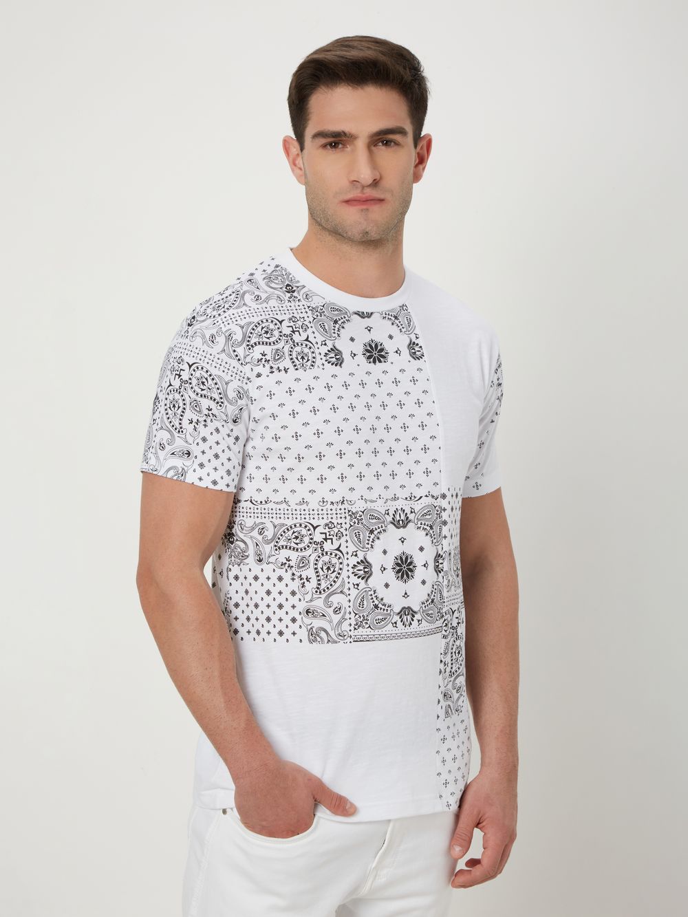 White & Black Paisley Print T-Shirt