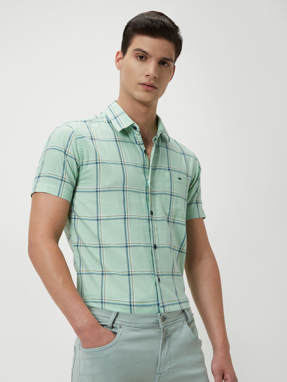 Light Green & Multi Windowpane Check Slim Fit Casual Shirt