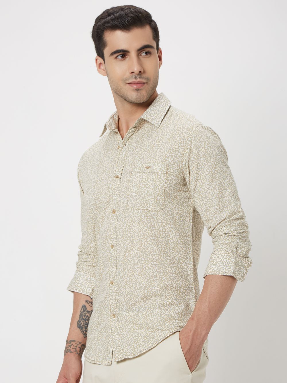 Beige & White Floral Print Slim Fit Casual Shirt