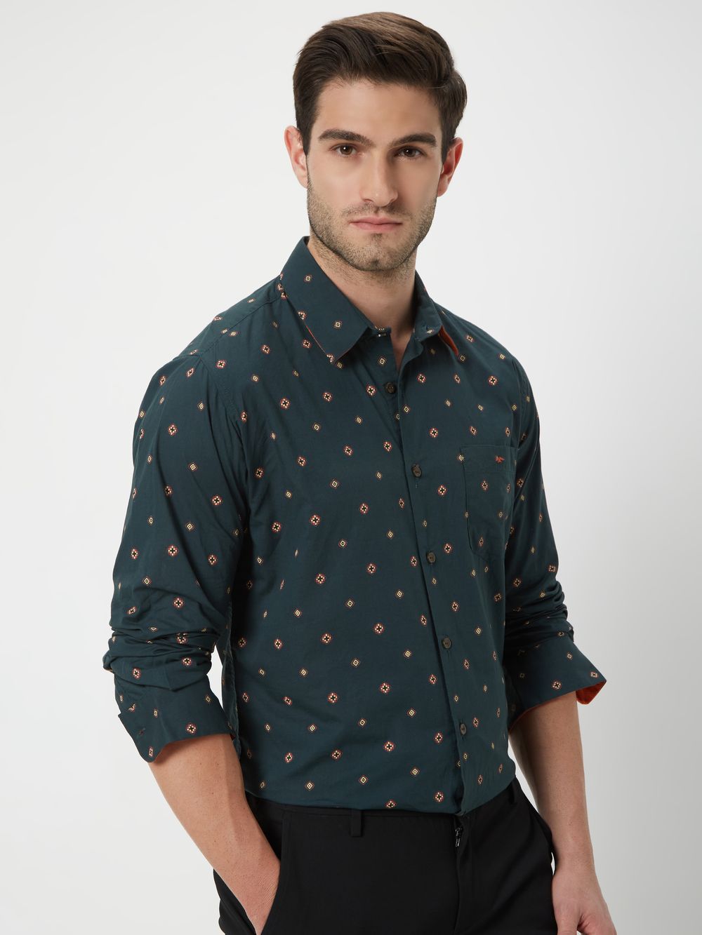 Green & Beige Geometric Print Slim Fit Casual Shirt