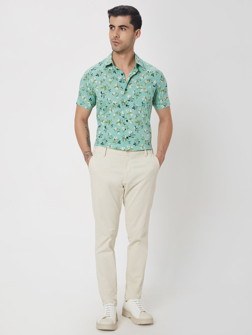Light Green & White Floral Print Slim Fit Casual Shirt