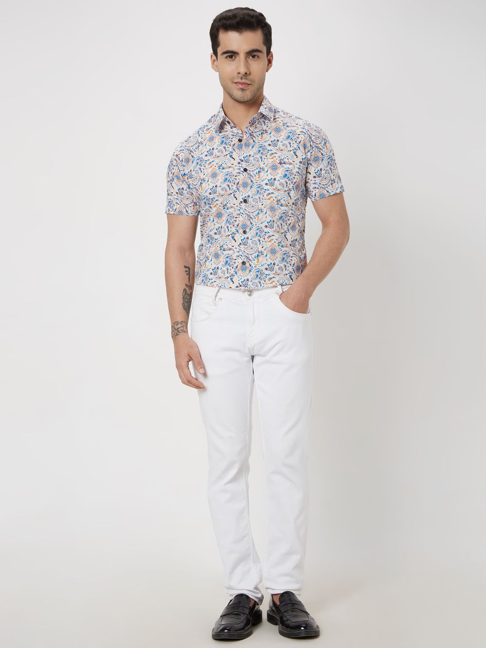 Off White & Multi Digital Print Slim Fit Casual Shirt