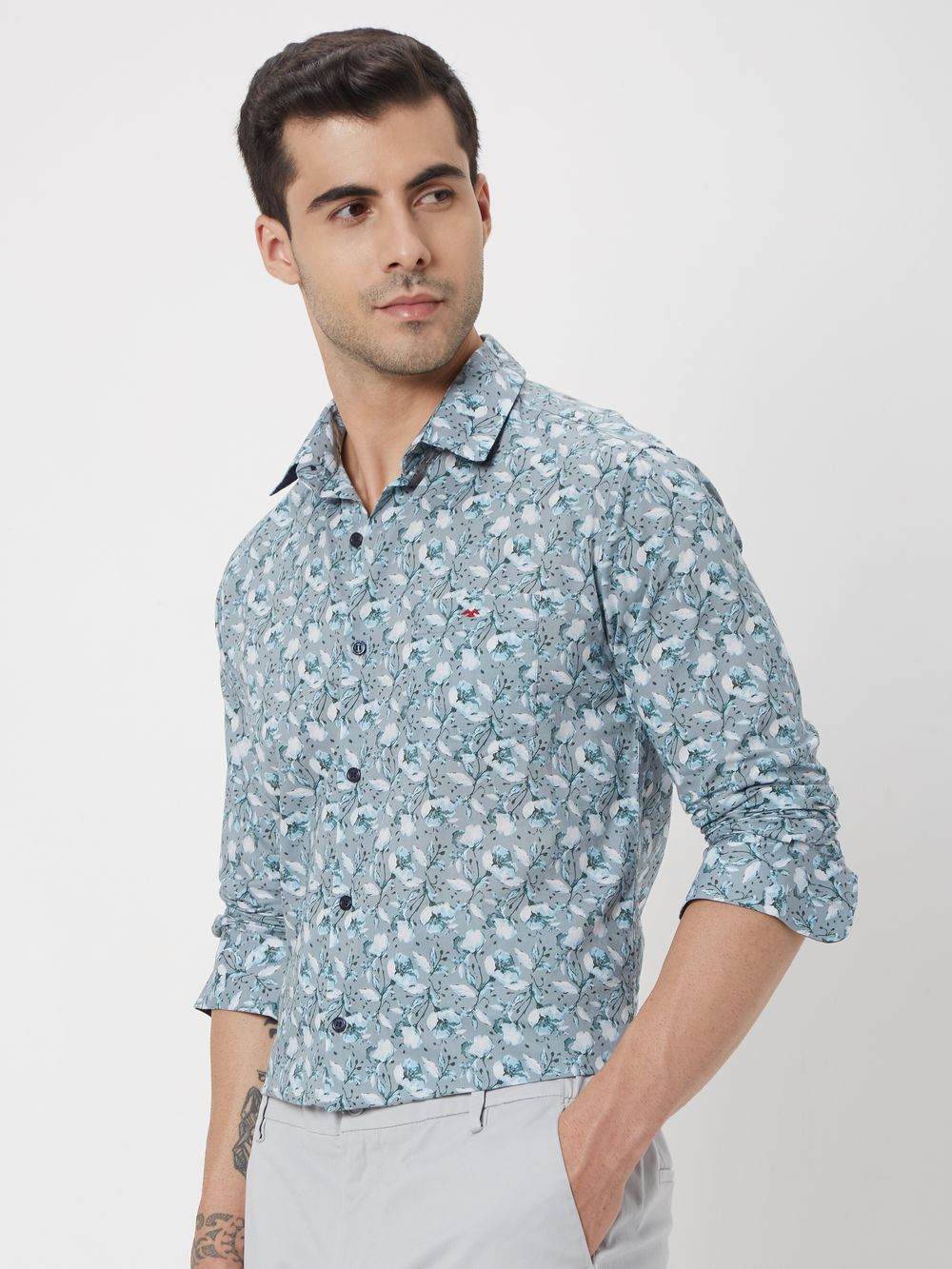 Grey & White Floral Print Slim Fit Casual Shirt