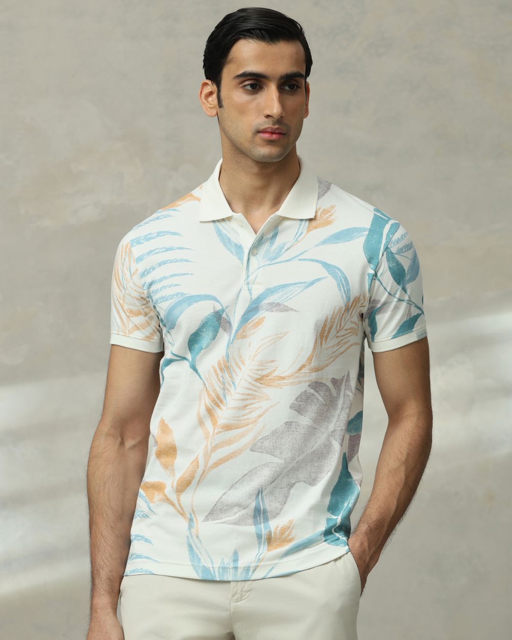 Off White Leaf Print Slim Fit T-Shirt