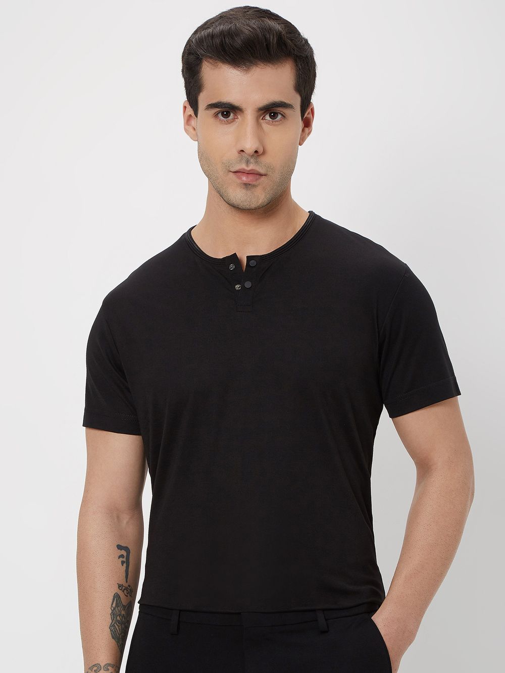 Black Snap Button Henley T-Shirt