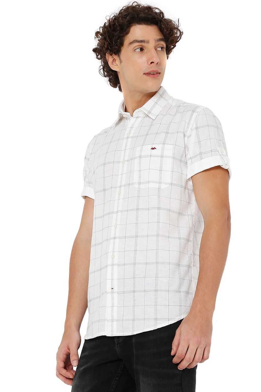 White & Black Cotton Linen Check Slim Fit Casual Shirt