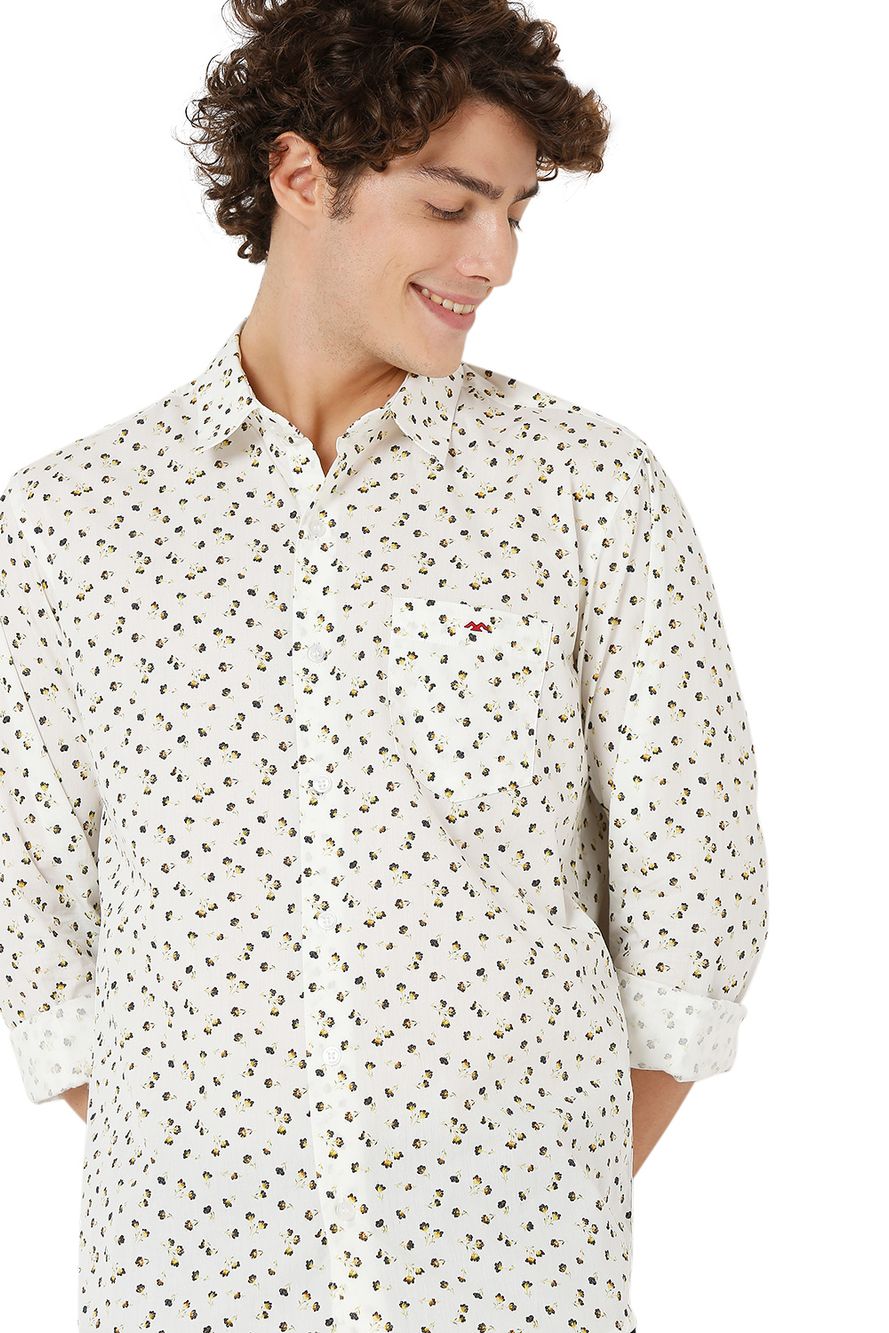 Off White Floral Print Slim Fit Casual Shirt