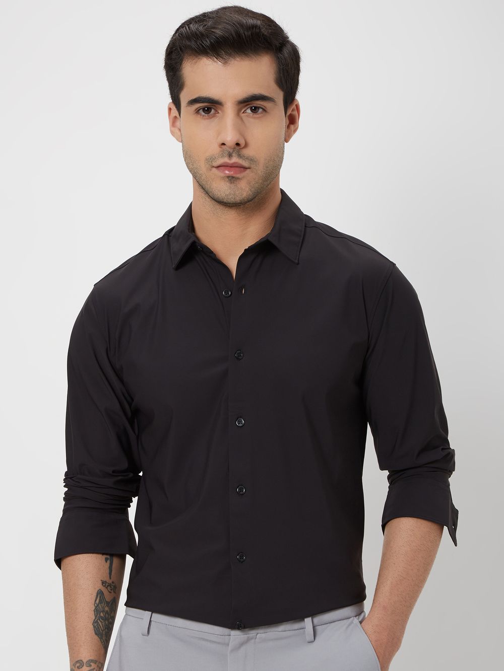 Black Knitted Plain Stretch Shirt