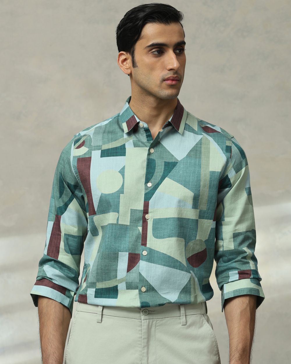 Green Abstract Print Slim Fit Casual Shirt