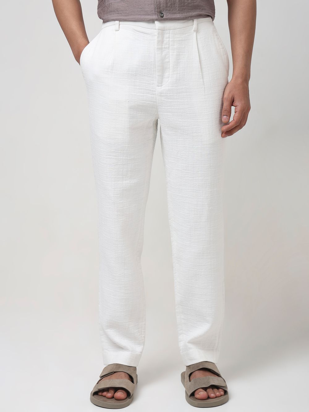 White Relaxed Tapered Fit Seersucker Single Pleat Trouser