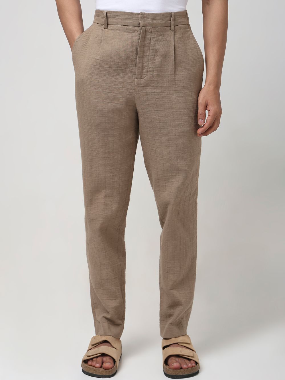 Khaki Relaxed Tapered Fit Seersucker Single Pleat Trouser