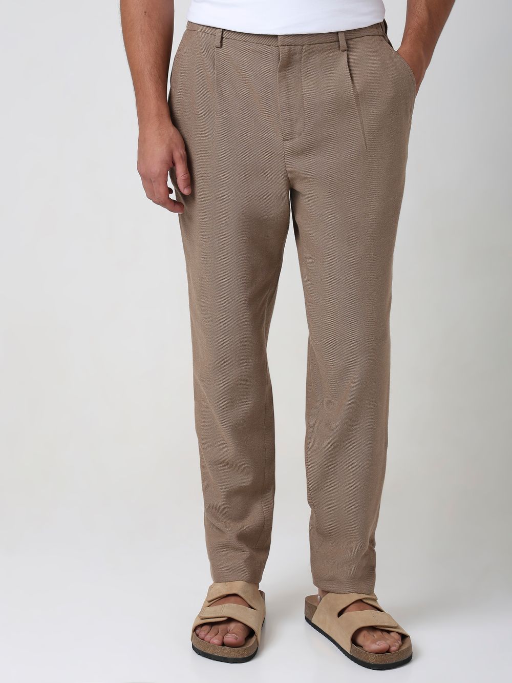 Brown Relaxed Tapered Fit Seersucker Single Pleat Trouser