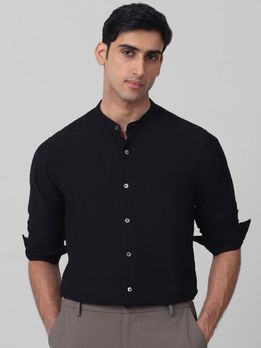 Black Textured Plain Slim Fit Casual Shirt