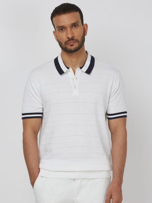 Textured Plain Slim Fit Flatknit Tee