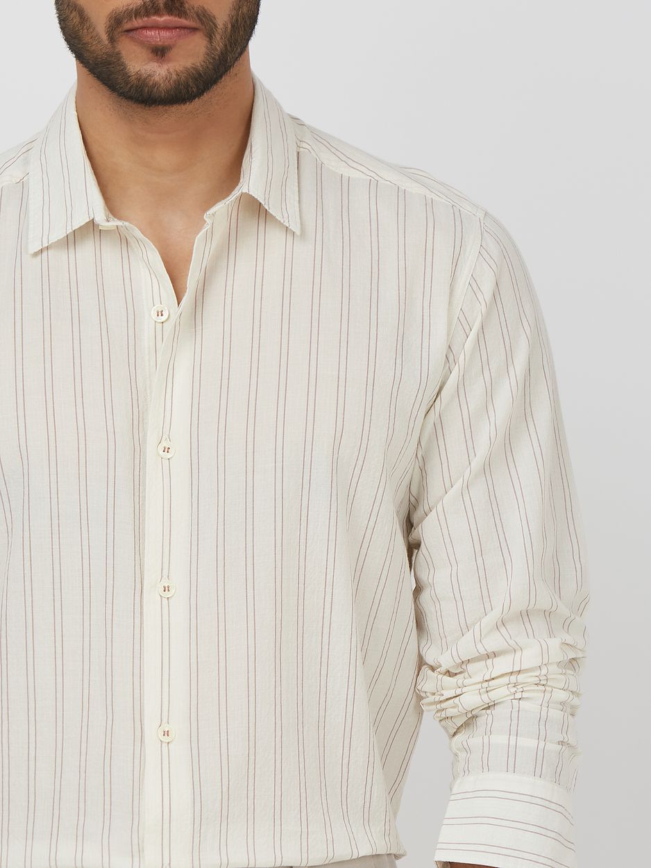 Off White Seersucker Stripe Slim Fit Casual Shirt