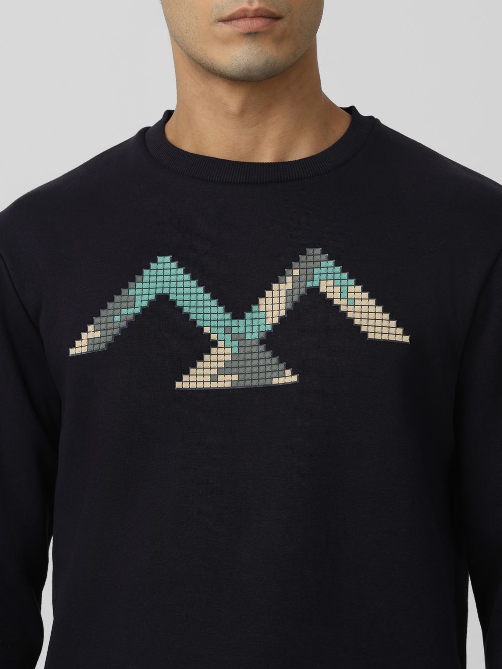 Graphic Print Chest Slim Fit Sweatshirt