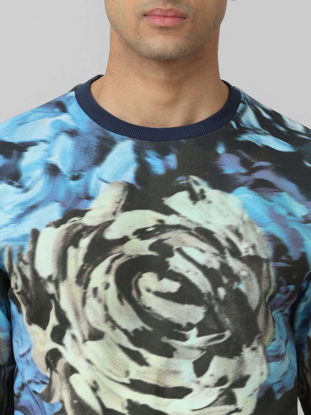 Blue Floral Print Slim Fit Sweatshirt