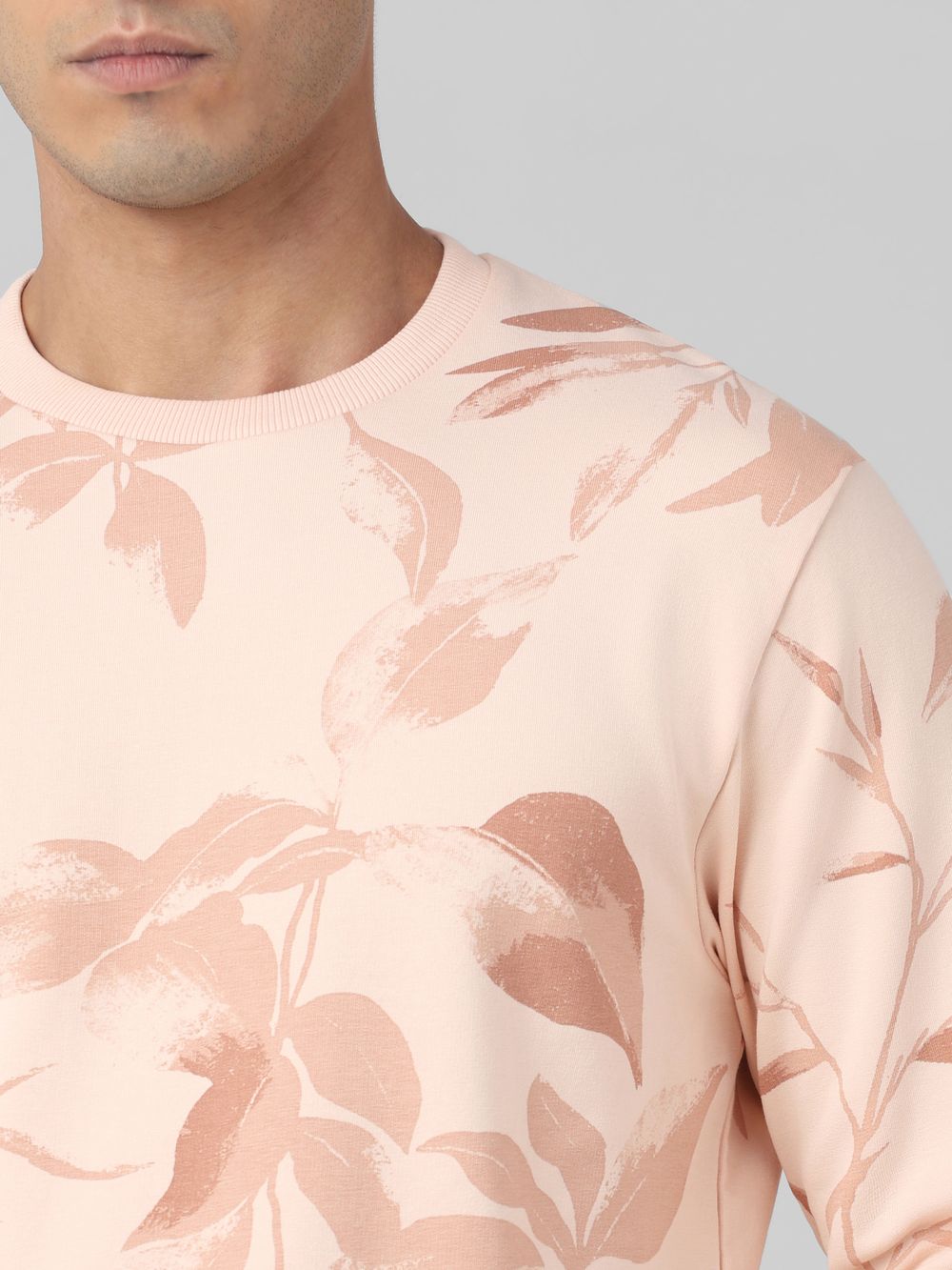 Pastel Pink Leaf Print Slim Fit Sweatshirt