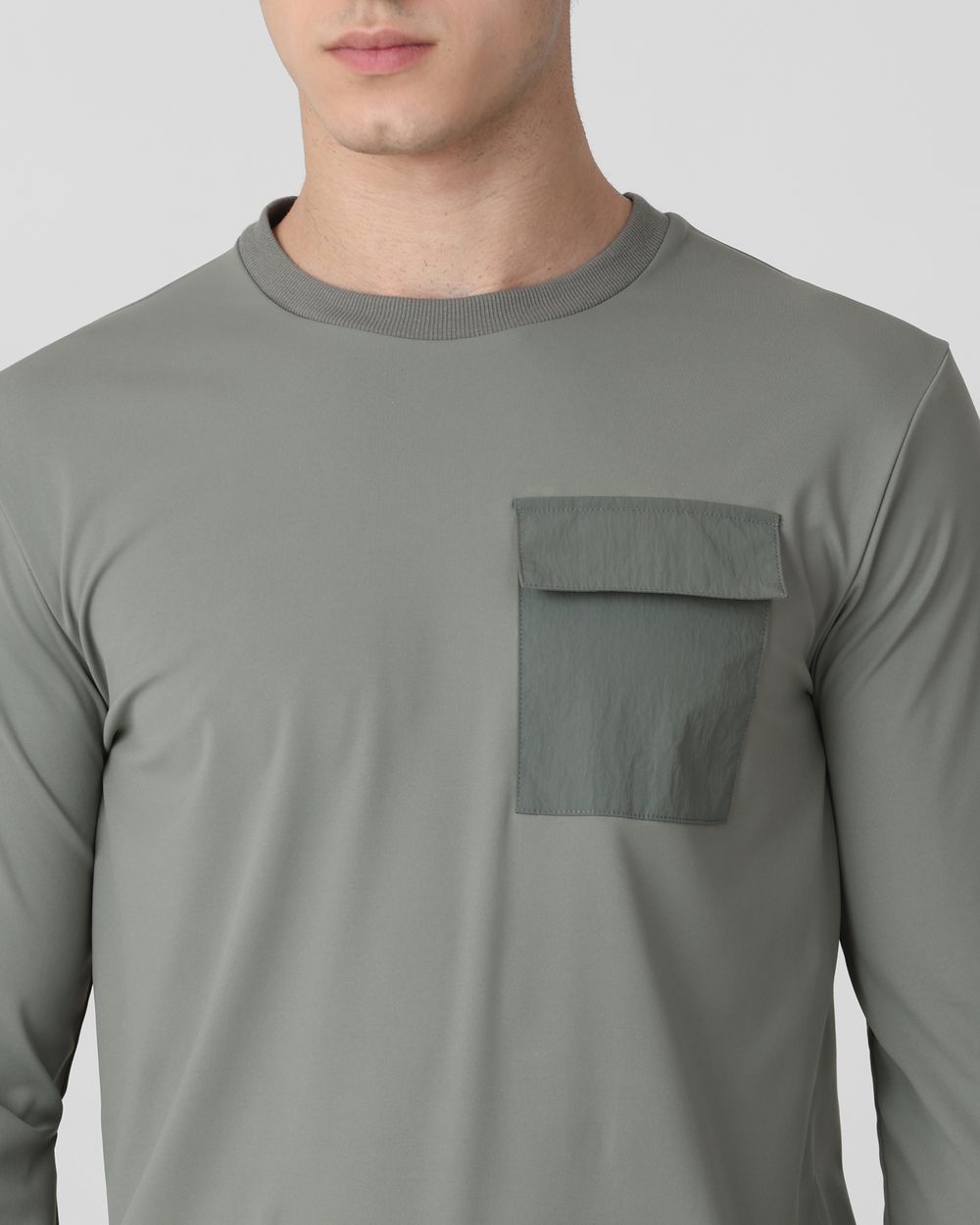 Light Green Patch Pocket Plain Slim Fit T-Shirt