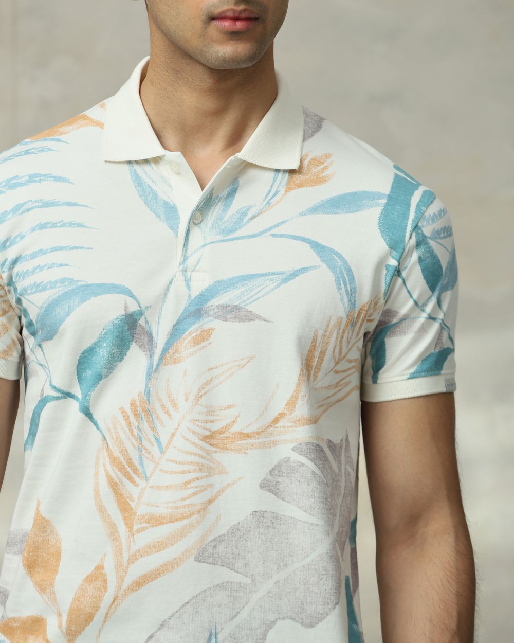 Off White Leaf Print Slim Fit T-Shirt