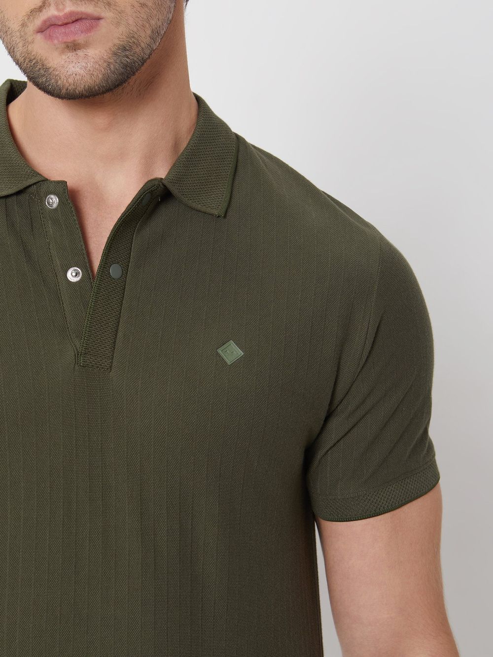 Olive Textured Plain Slim Fit Casual Polo T-Shirt