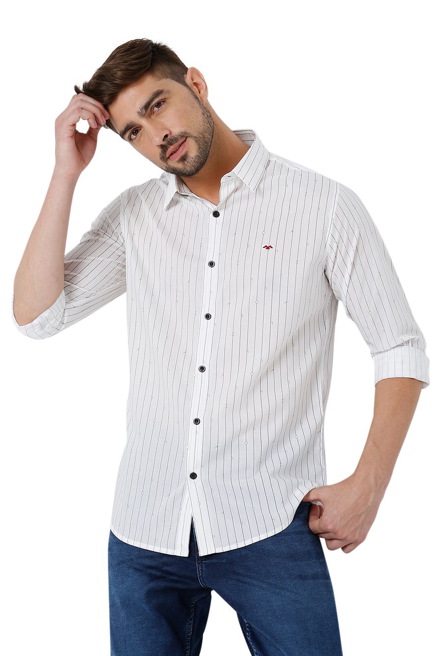 White & Black Printed Stripe Slim Fit Casual Shirt