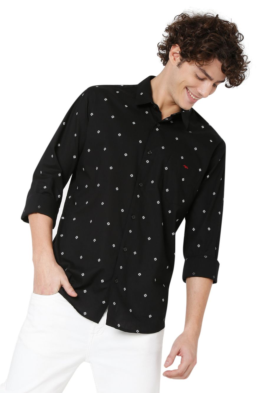Black & White Geometric Print Slim Fit Casual Shirt