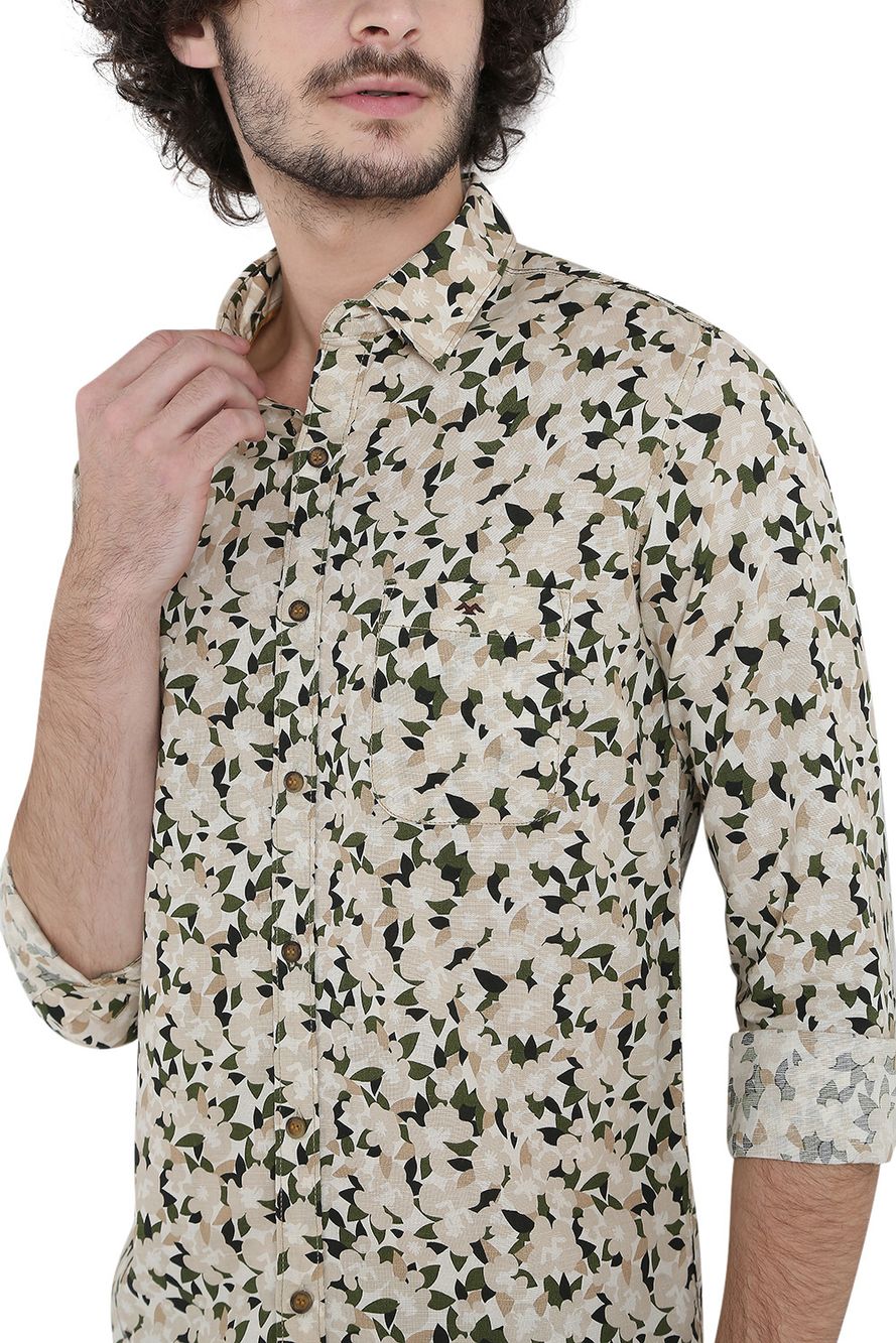 Off White & Green Floral Print Slim Fit Casual Shirt