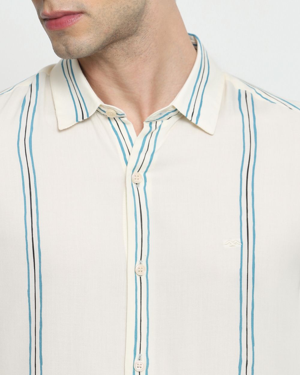 Off White Viscose Stripe Slim Fit Casual Shirt