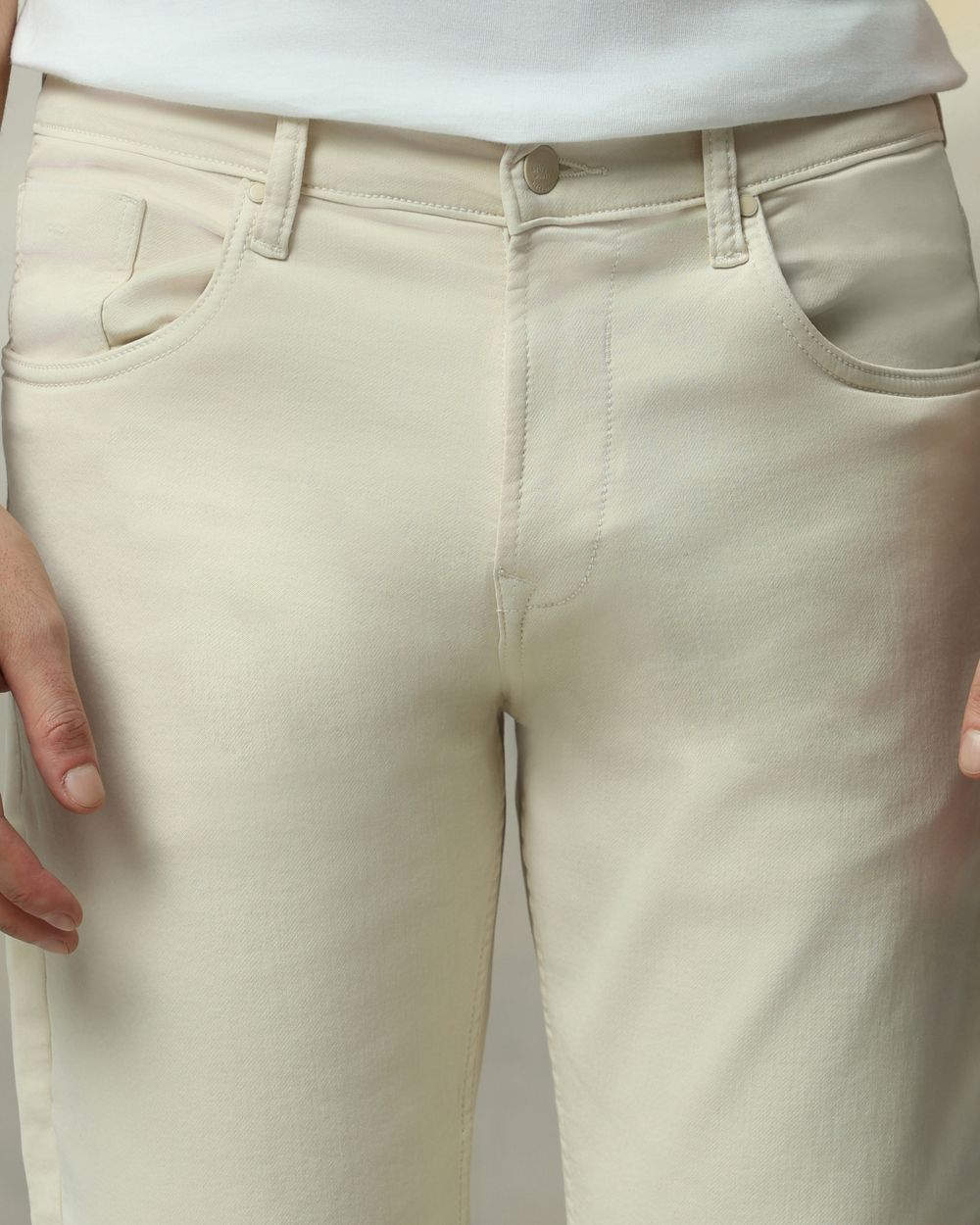 Off White Straight Fit Jeans