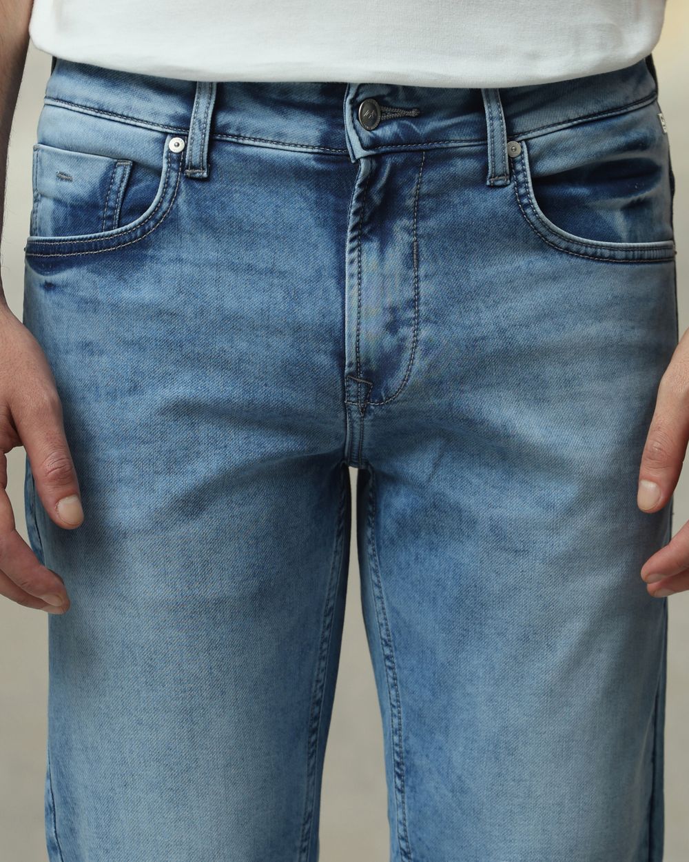 Light Blue Ankle Length Jeans