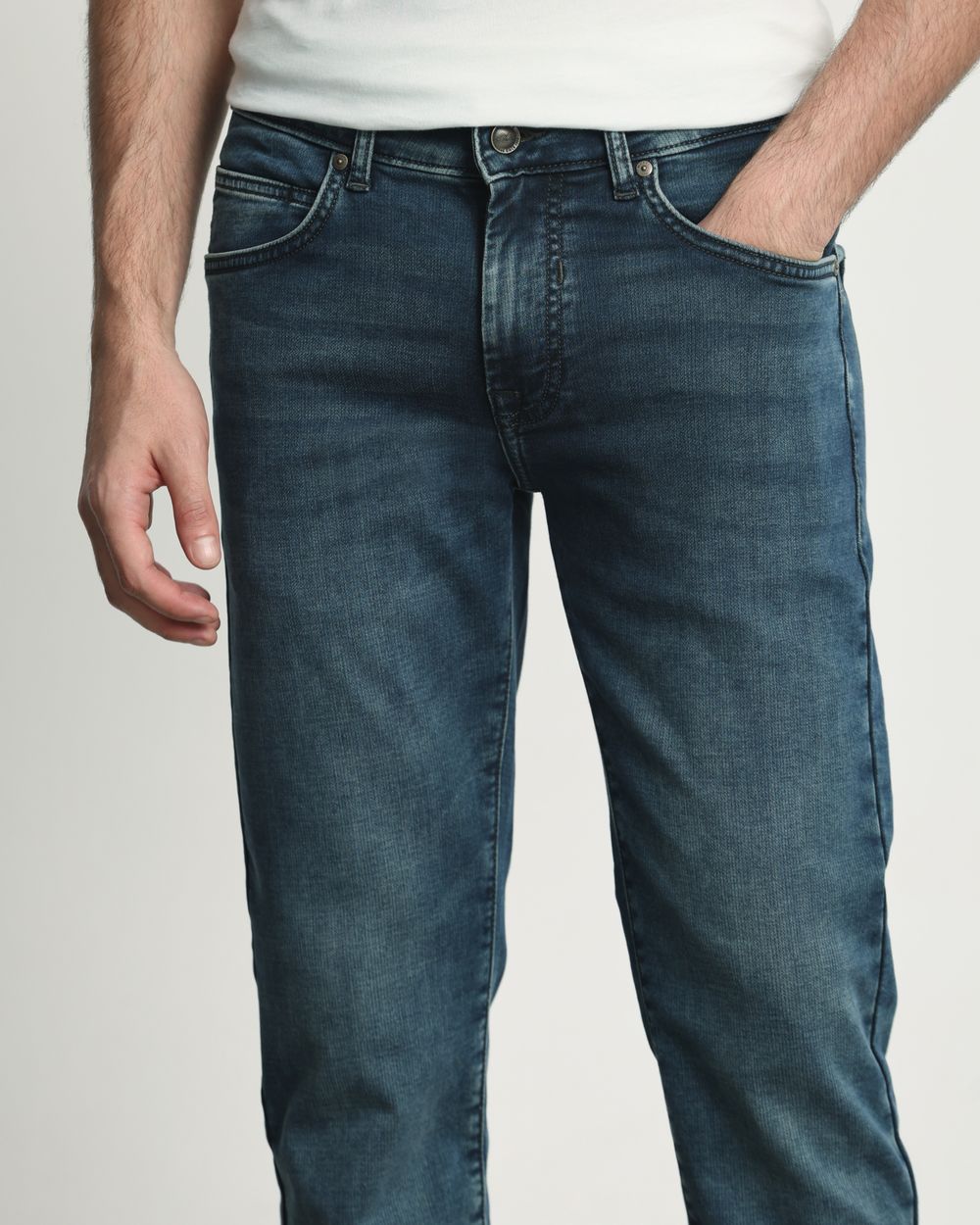 Tinted Super Slim Fit Jeans