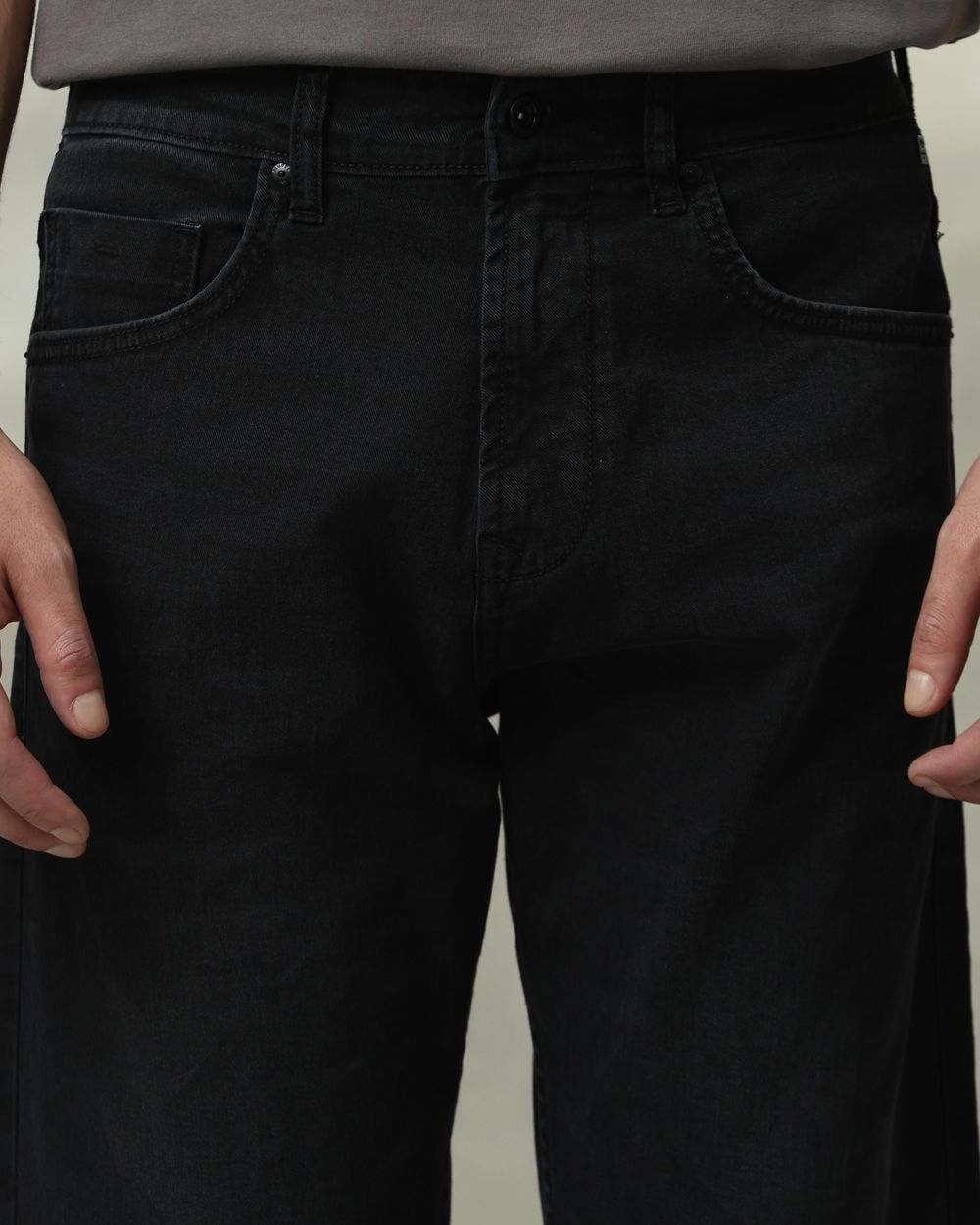 Black Loose Straight Fit Jeans