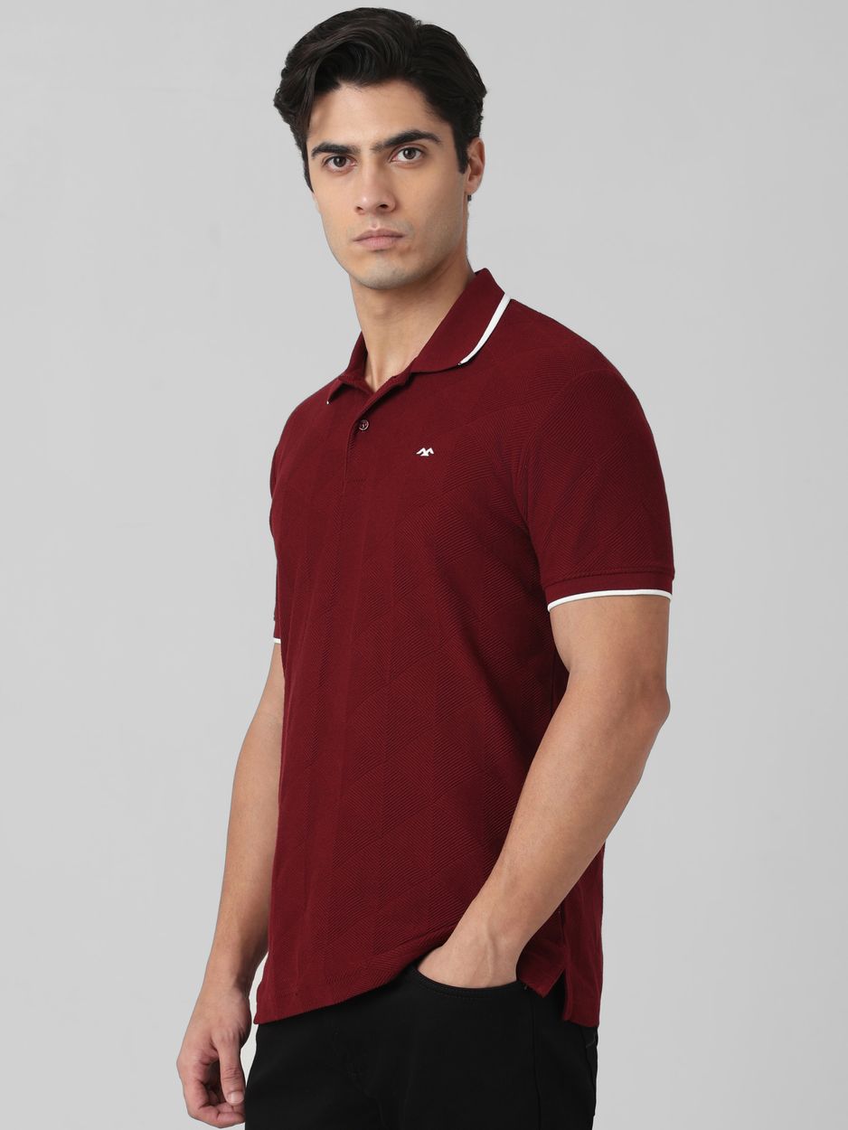 Maroon Textured Plain Half Sleeve Casual T-Shirt