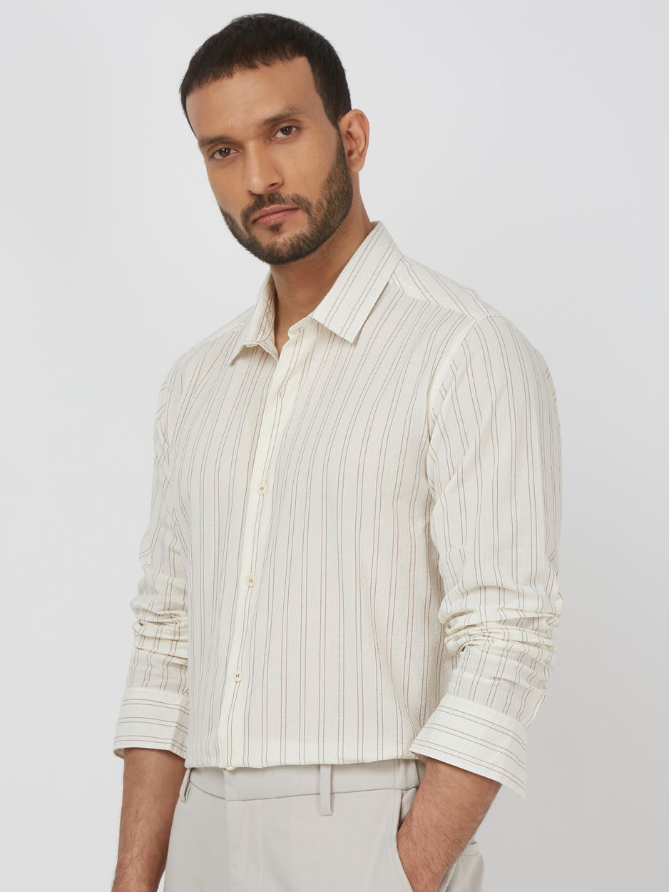 Off White Seersucker Stripe Slim Fit Casual Shirt