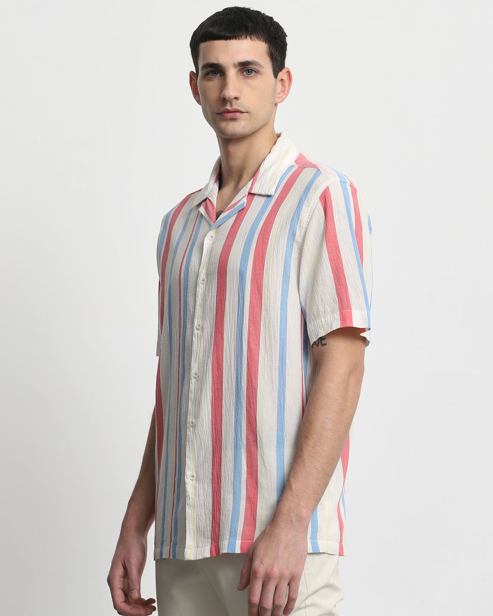 Off White Textured Stripe Relaxed Fit Casual Shirt