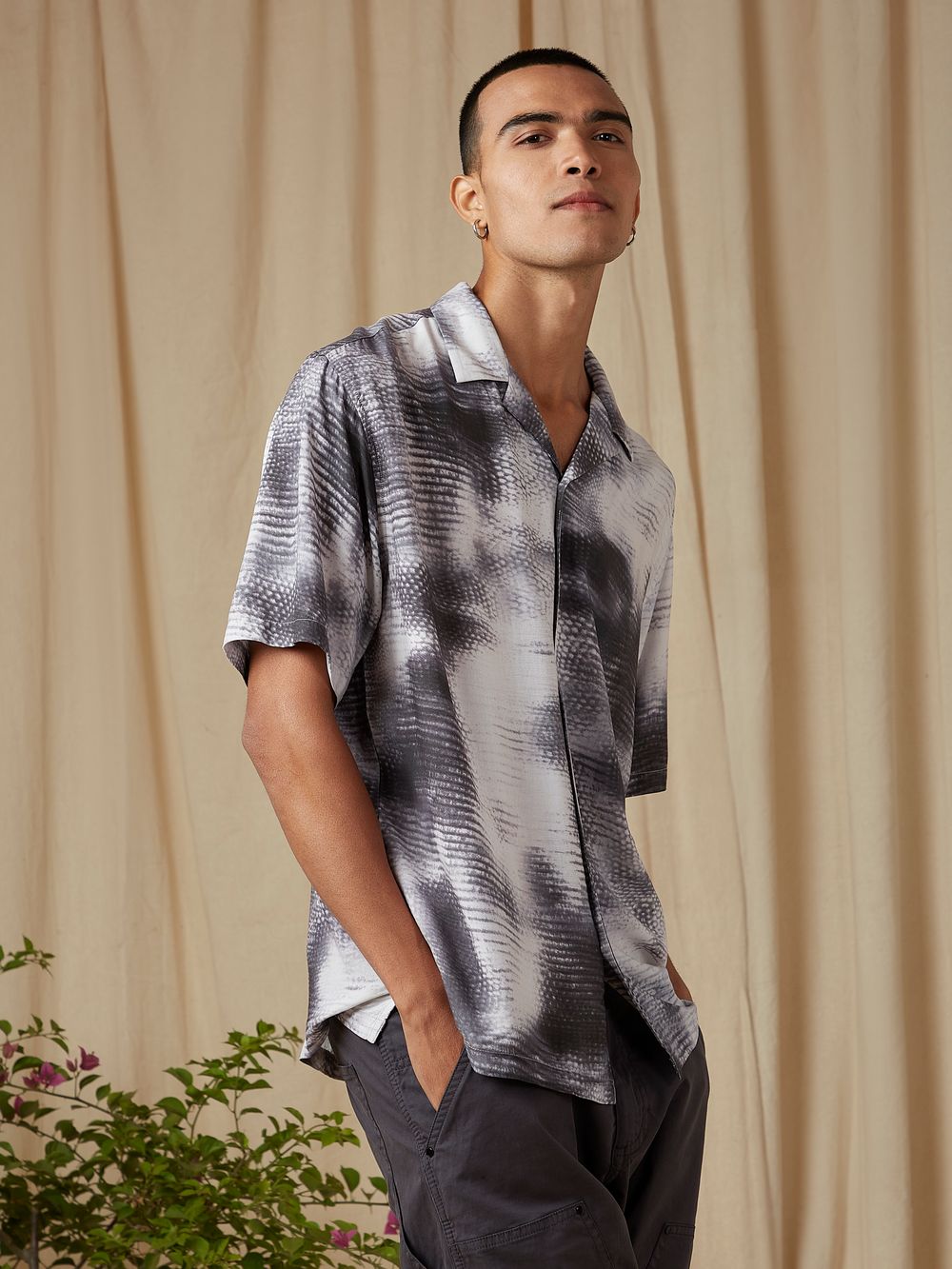 Grey Abstract Print Loose Fit Casual Shirt