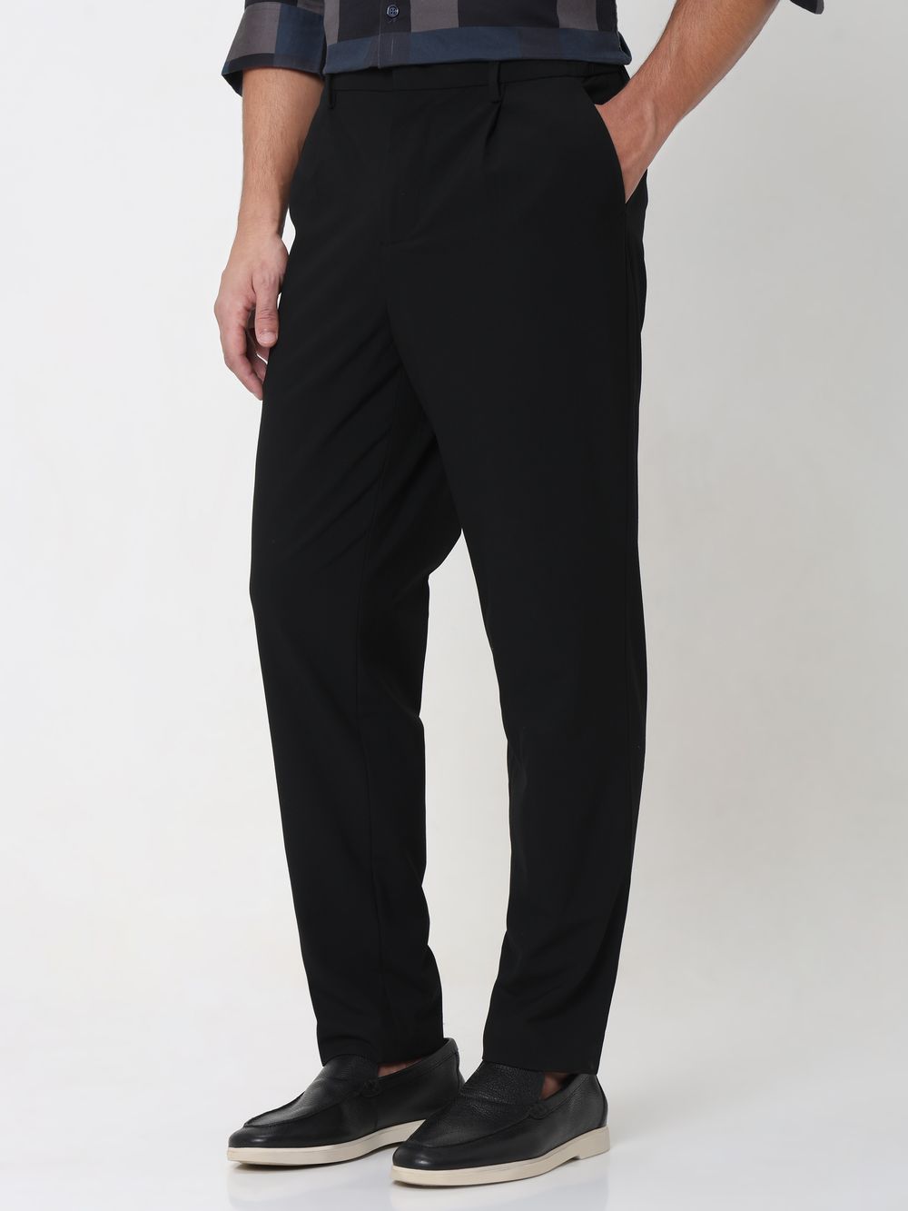 Olive Relaxed Tapered Fit Single Pleated Pants Trouser