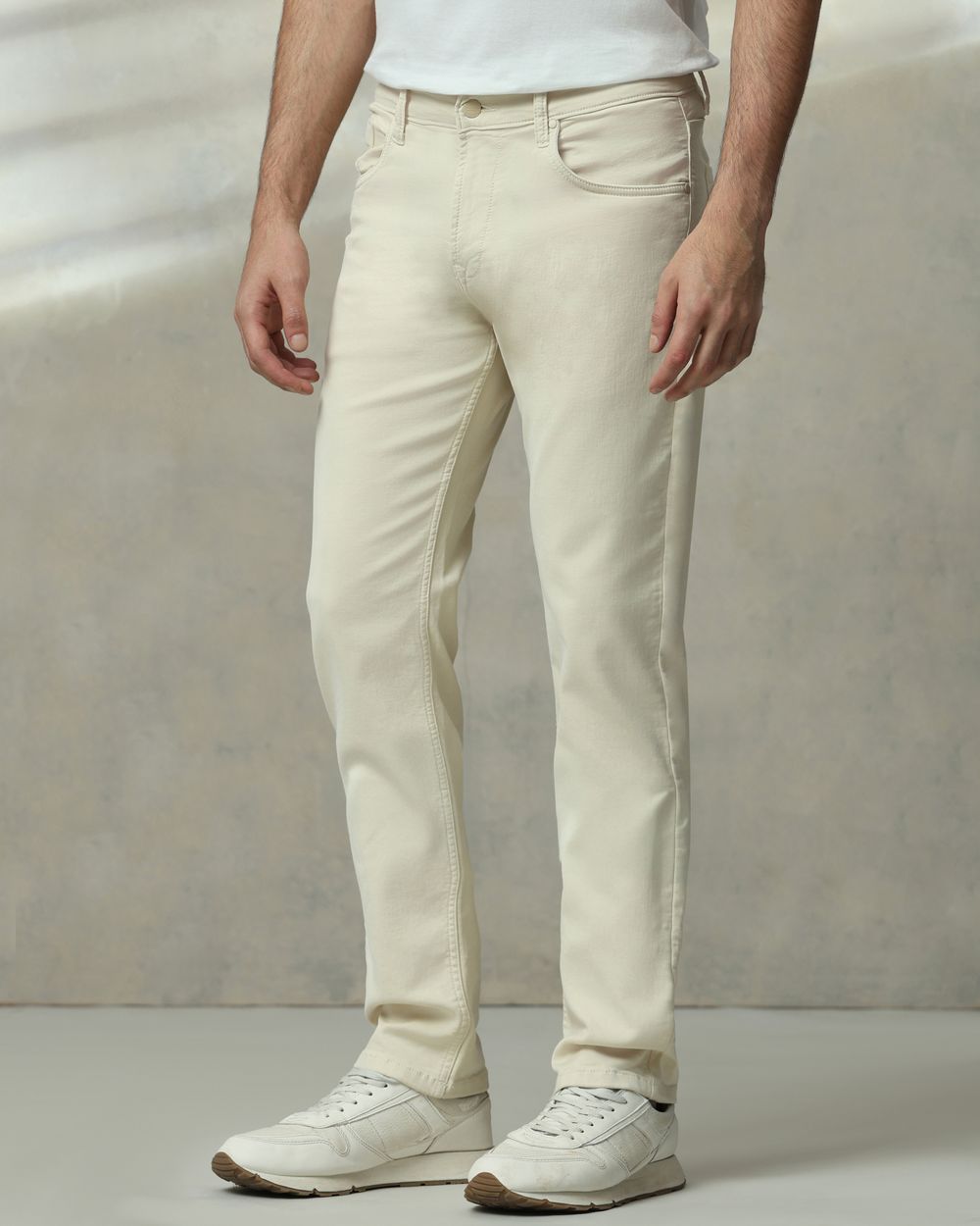 Off White Straight Fit Jeans