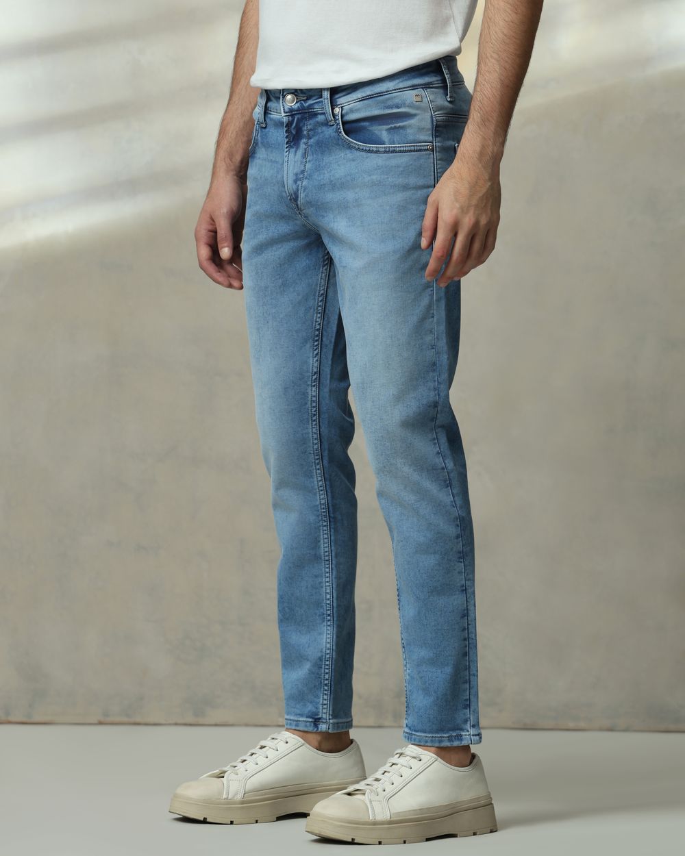 Light Blue Ankle Length Jeans